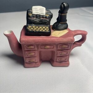 Vintage Style Desk Teapot w Typewriter – Decorative Only